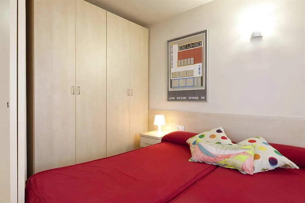 Residencia Universitaria Resa Manuel Agud Querol San Sebastián 0*,  İspanya